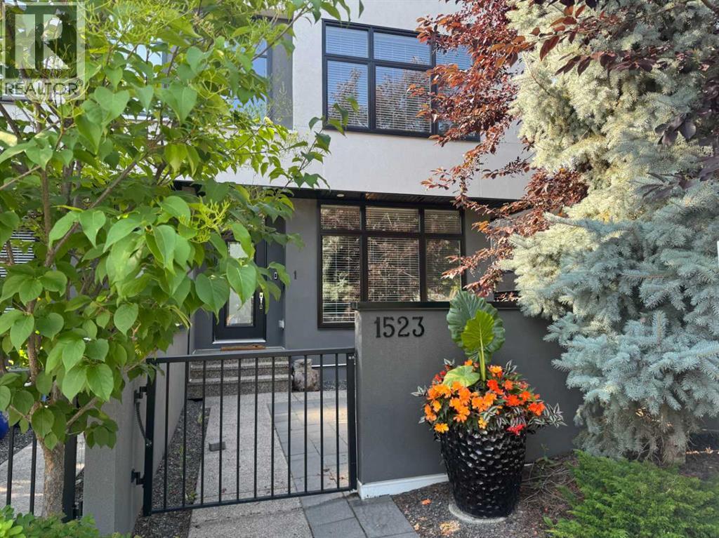 #1 1523 28 Avenue SW - 36