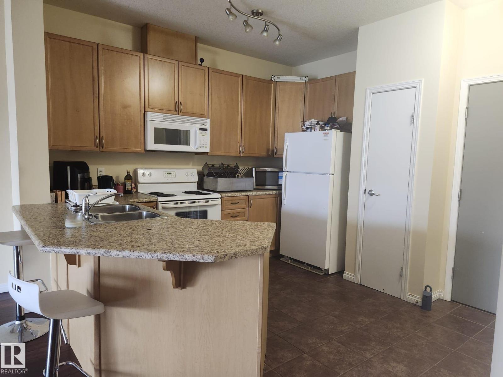 #425 4304 139 AV NW - 7