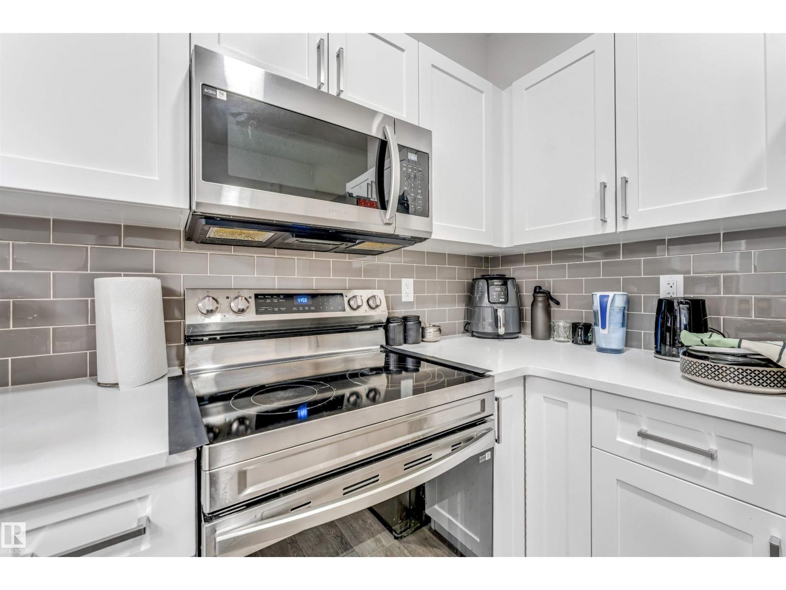 #45 2710 66 ST SW - 11