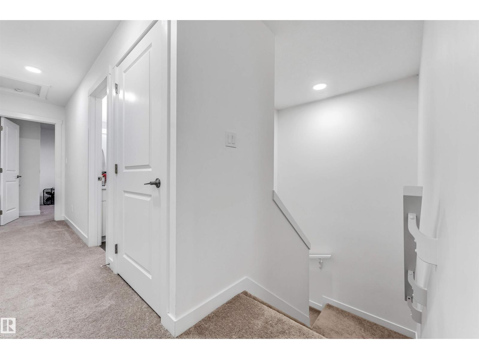 #45 2710 66 ST SW - 14