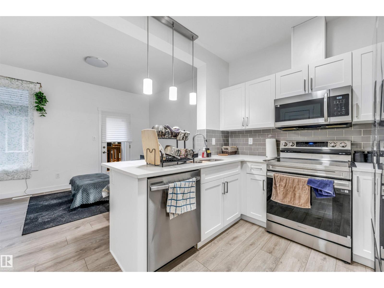 #45 2710 66 ST SW - 5