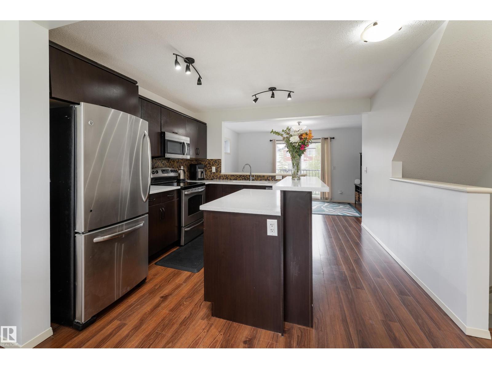 #29 3751 12 ST NW - 14