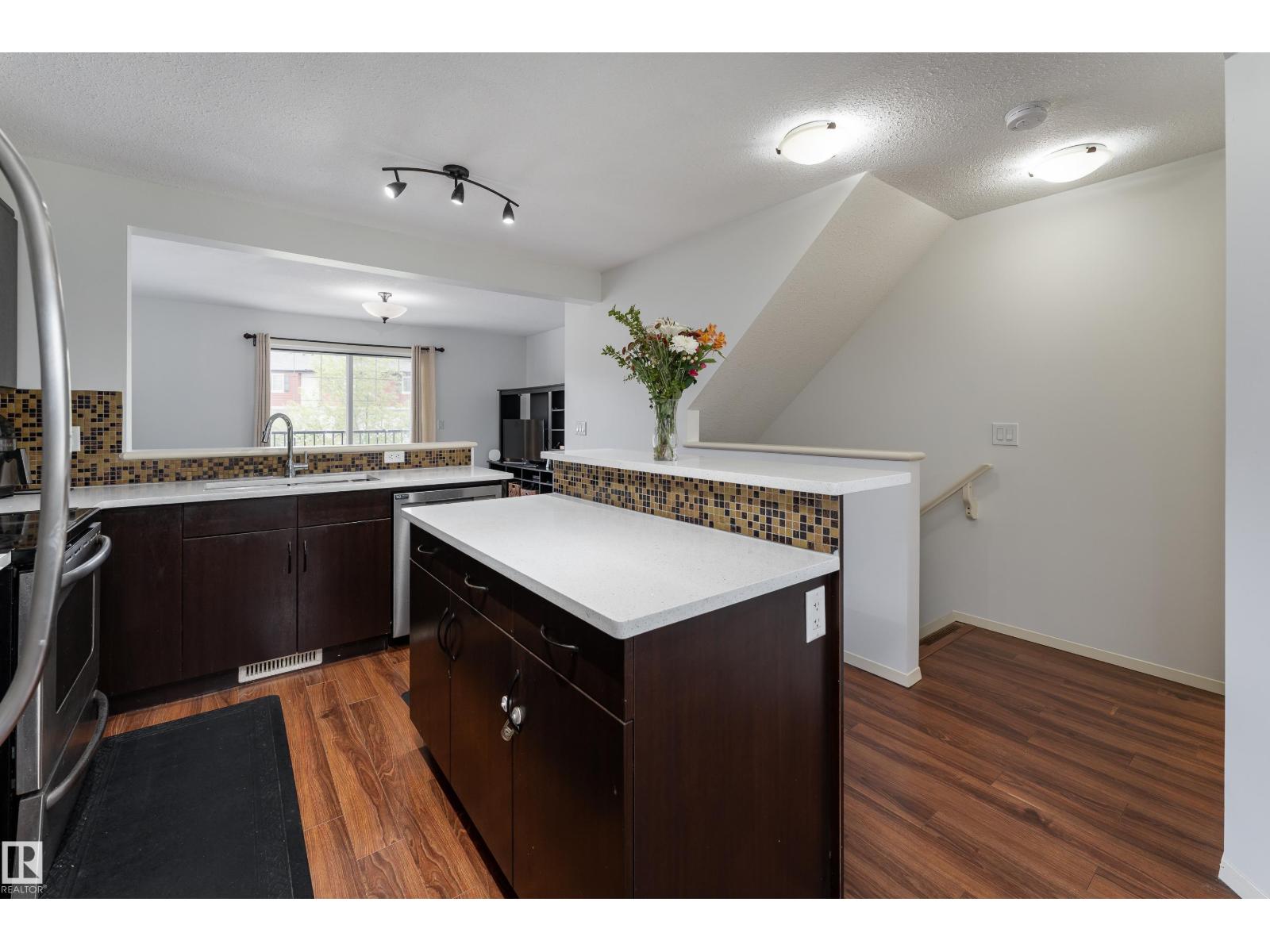 #29 3751 12 ST NW - 18