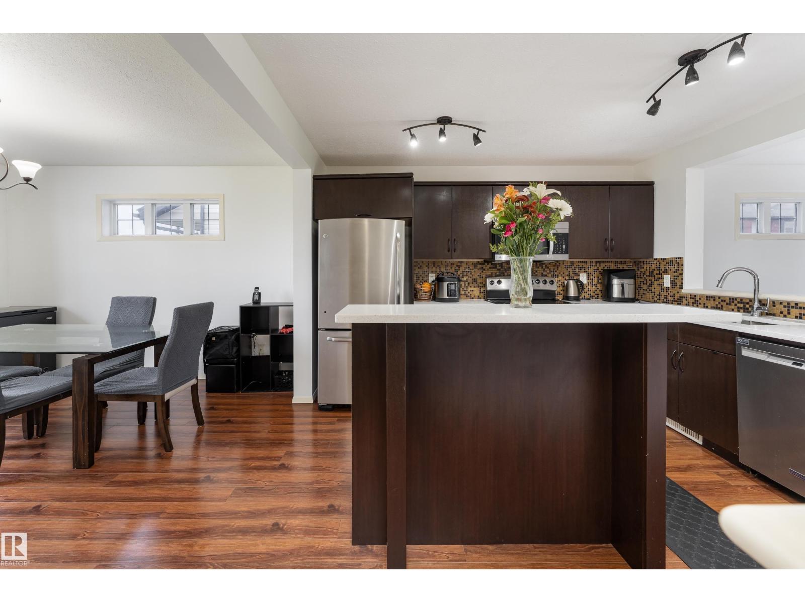 #29 3751 12 ST NW - 19