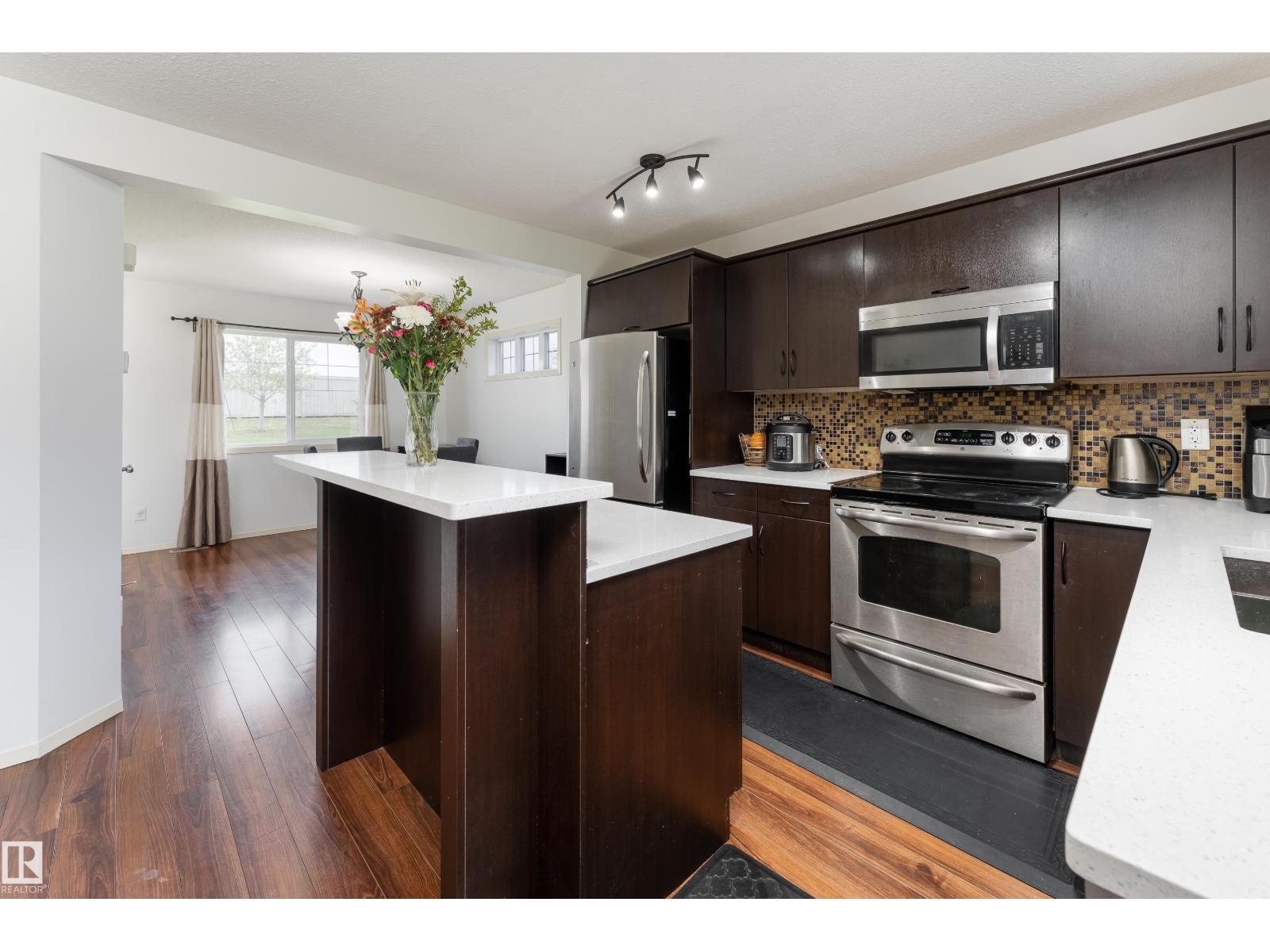 #29 3751 12 ST NW - 20