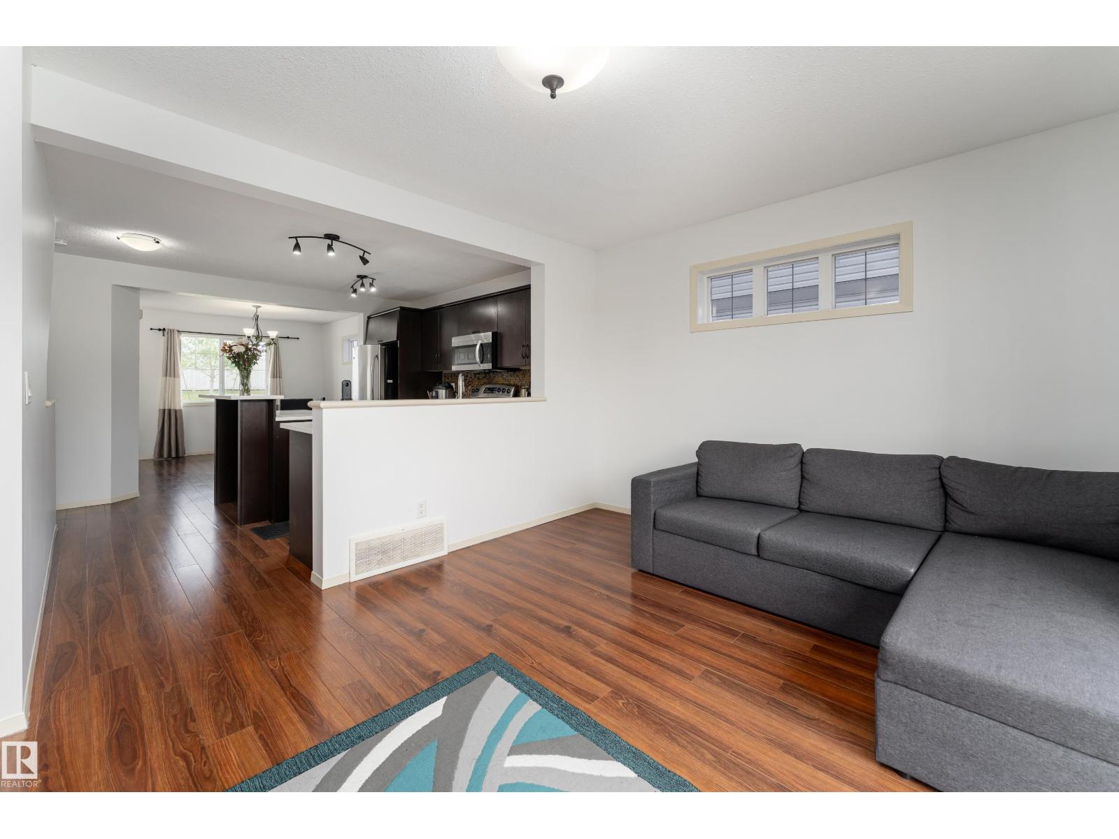 #29 3751 12 ST NW - 25
