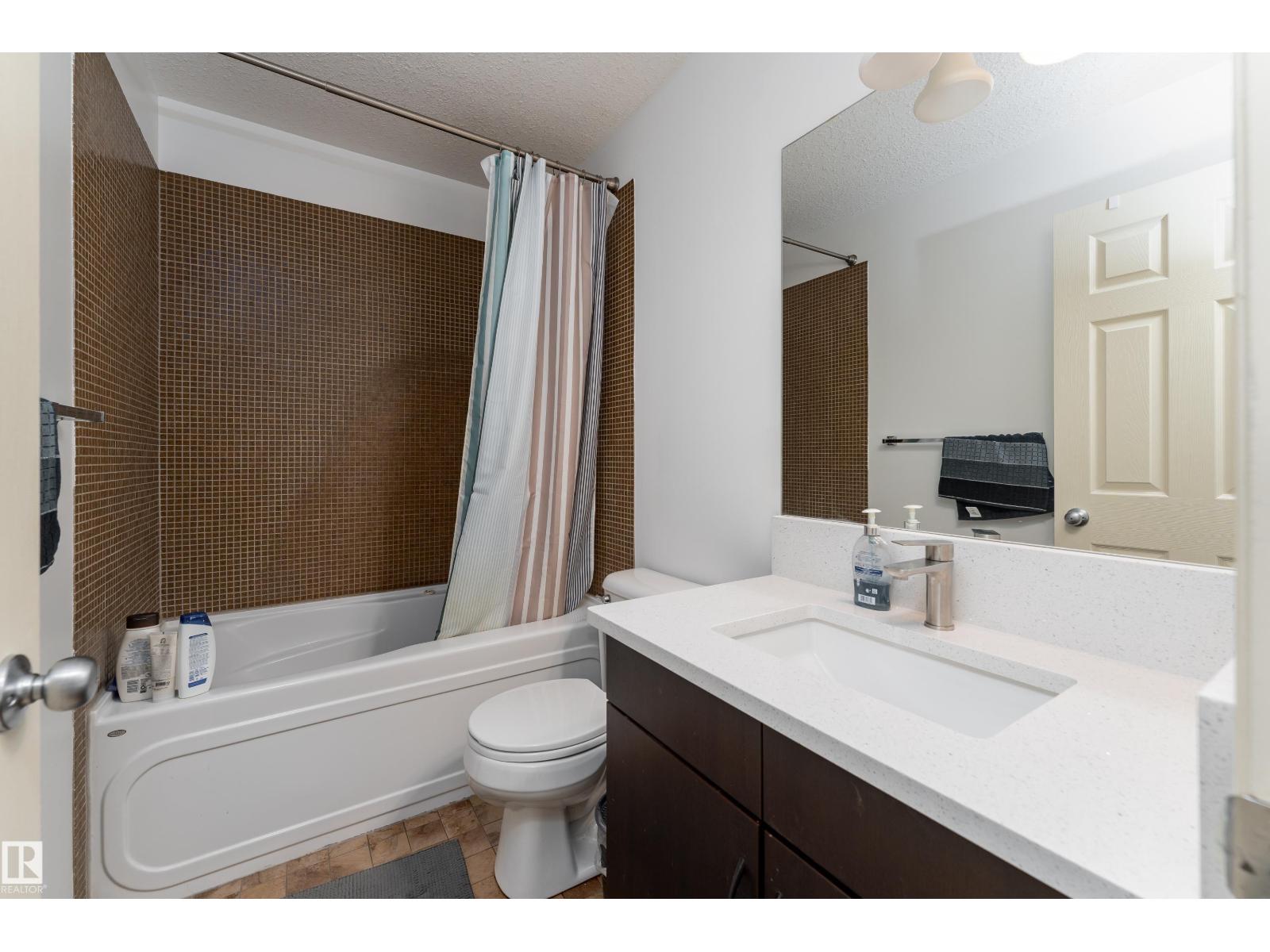#29 3751 12 ST NW - 32