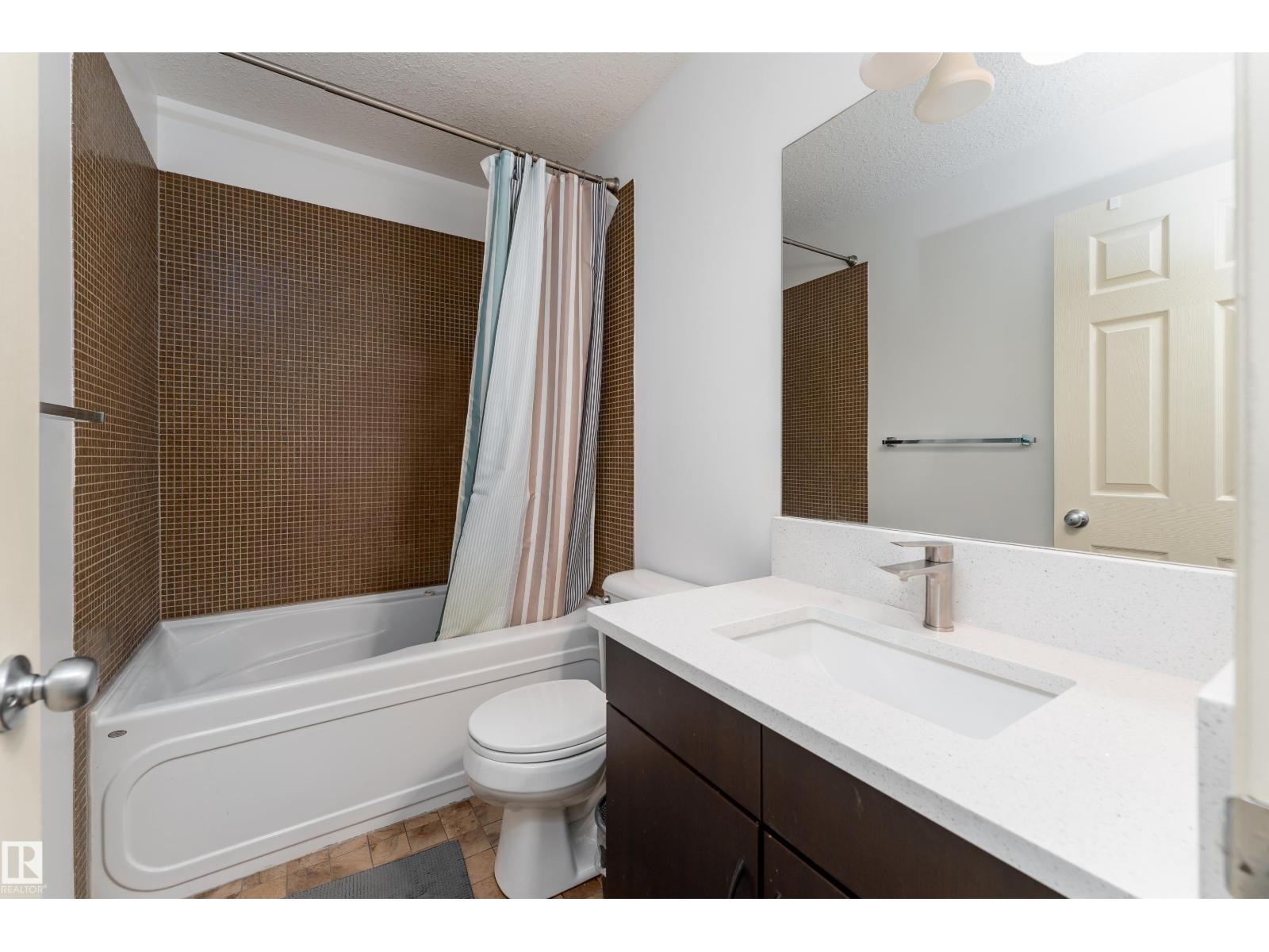 #29 3751 12 ST NW - 33