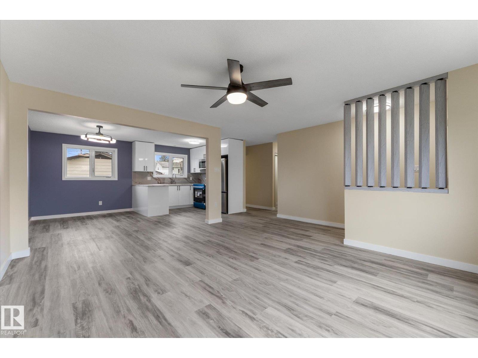 7311 137 AV NW - 14