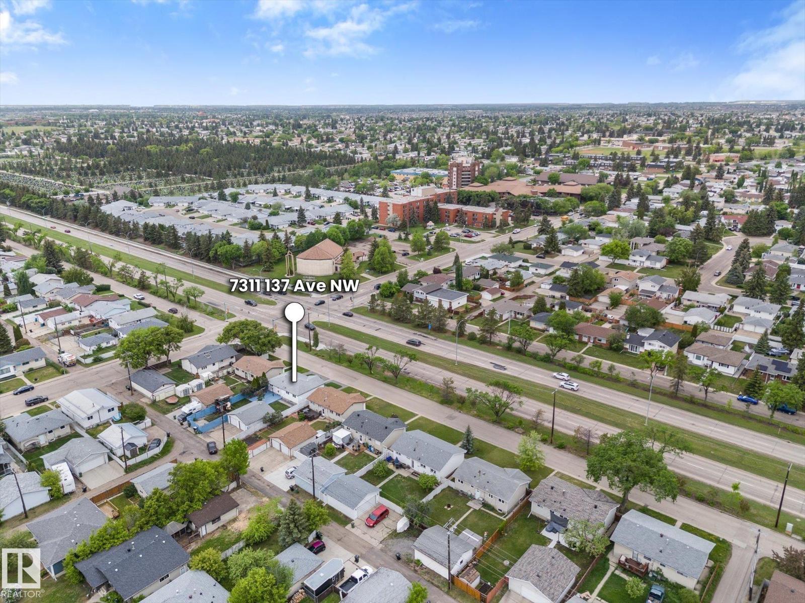 7311 137 AV NW - 3