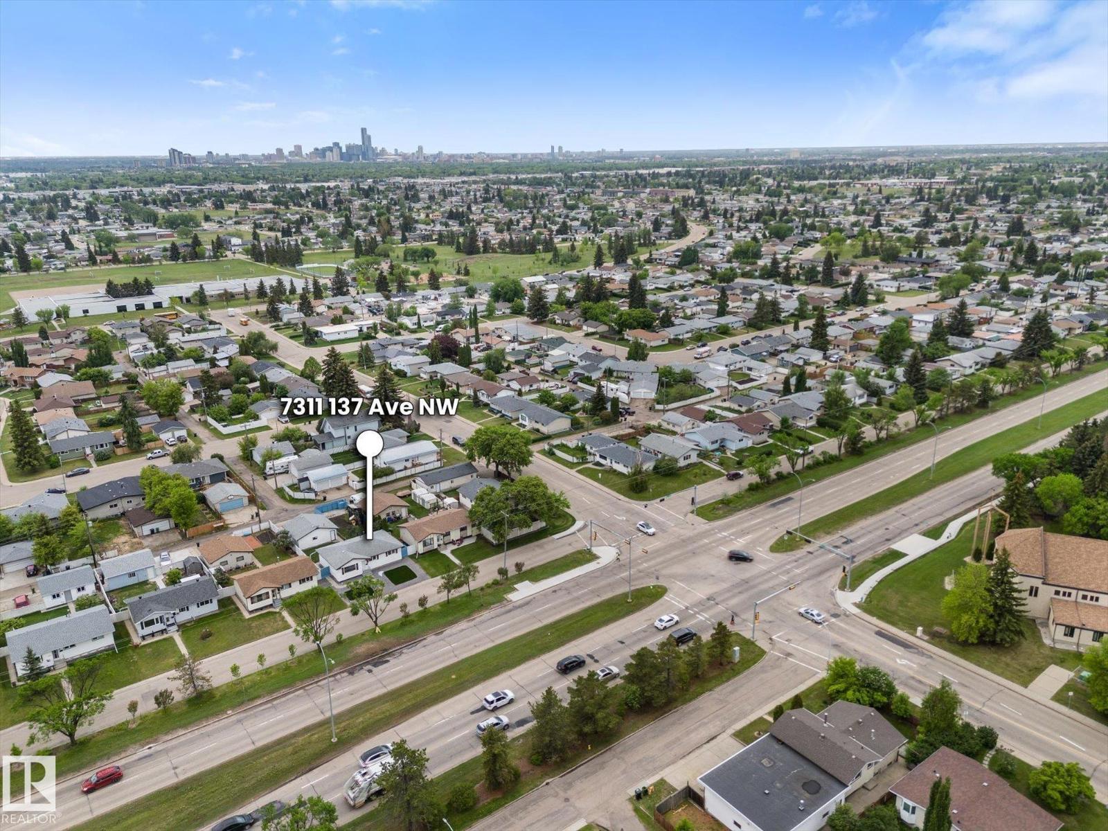 7311 137 AV NW - 5