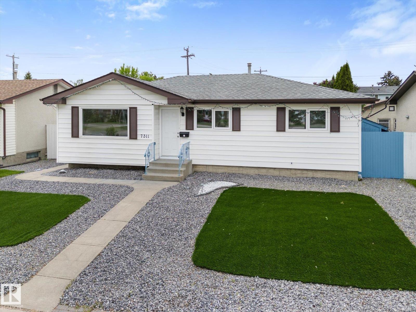 7311 137 AV NW - 9