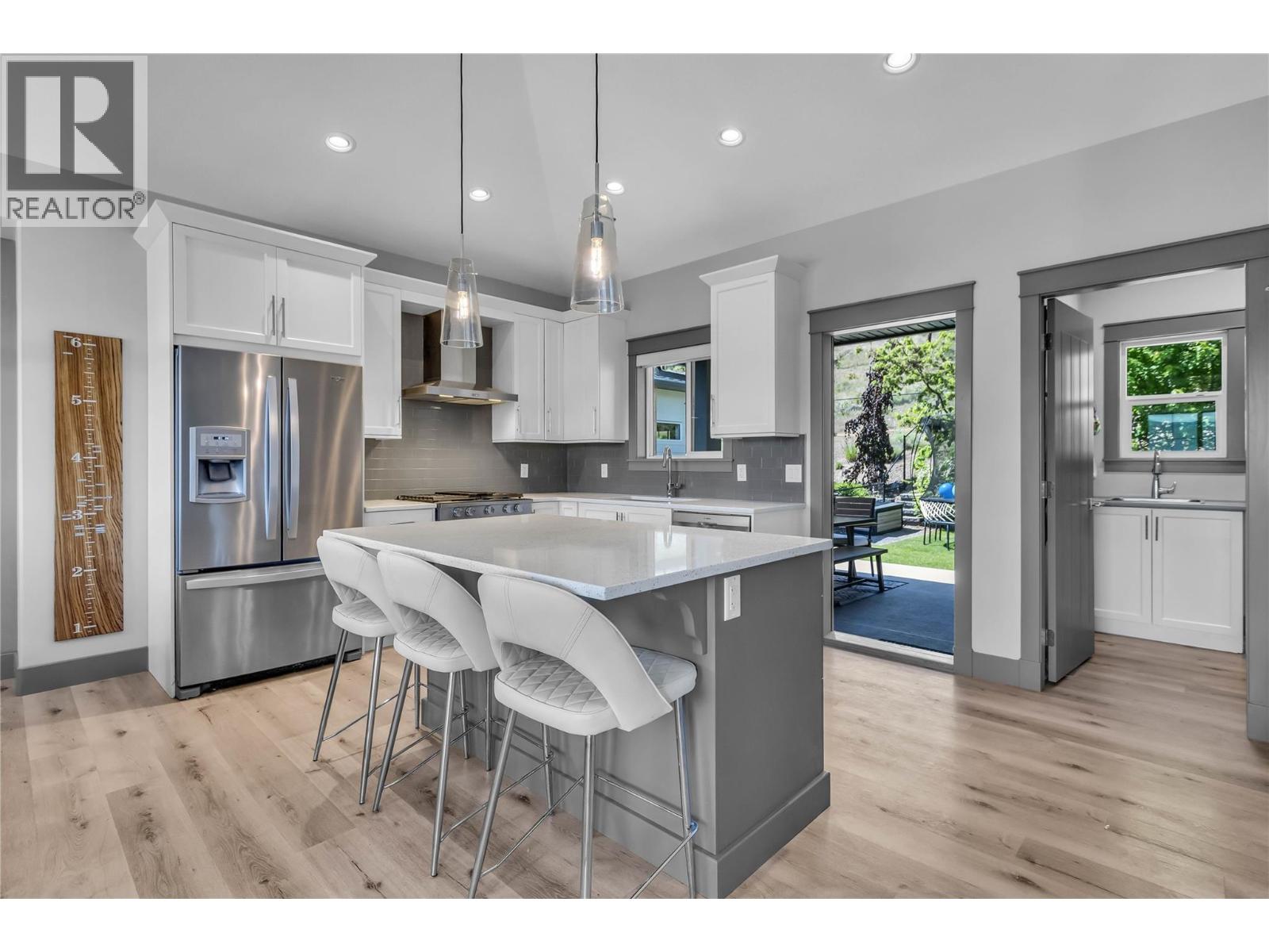  2596 Crown Crest Drive, West Kelowna