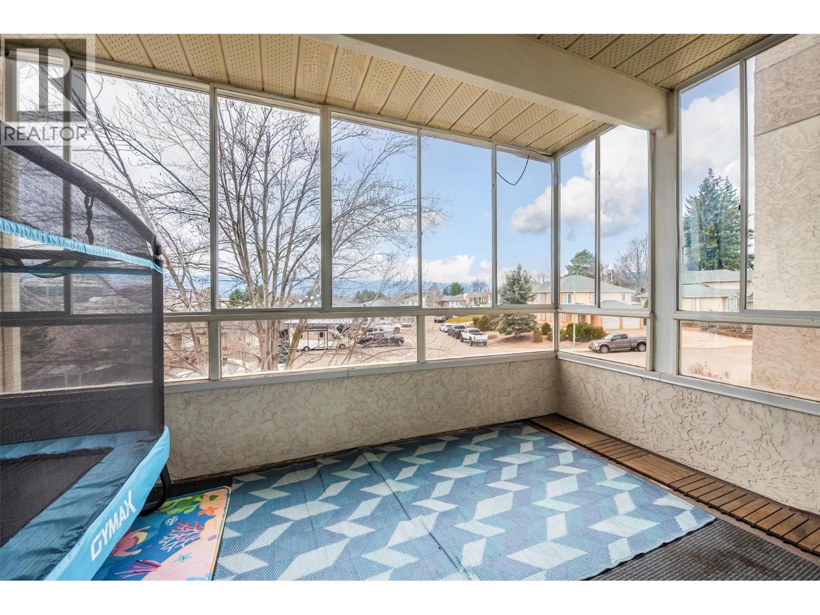#203 1534 Lawrence Avenue - 12
