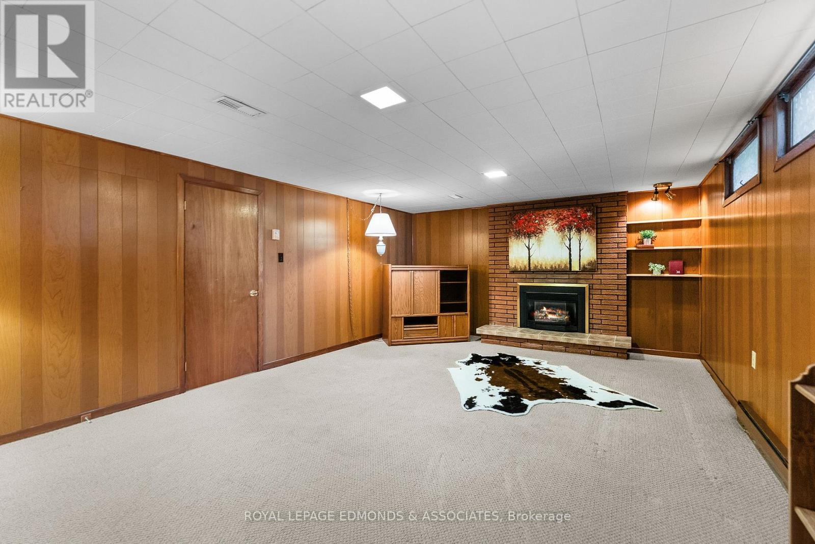 397 CHAMBERLAIN STREET - 32