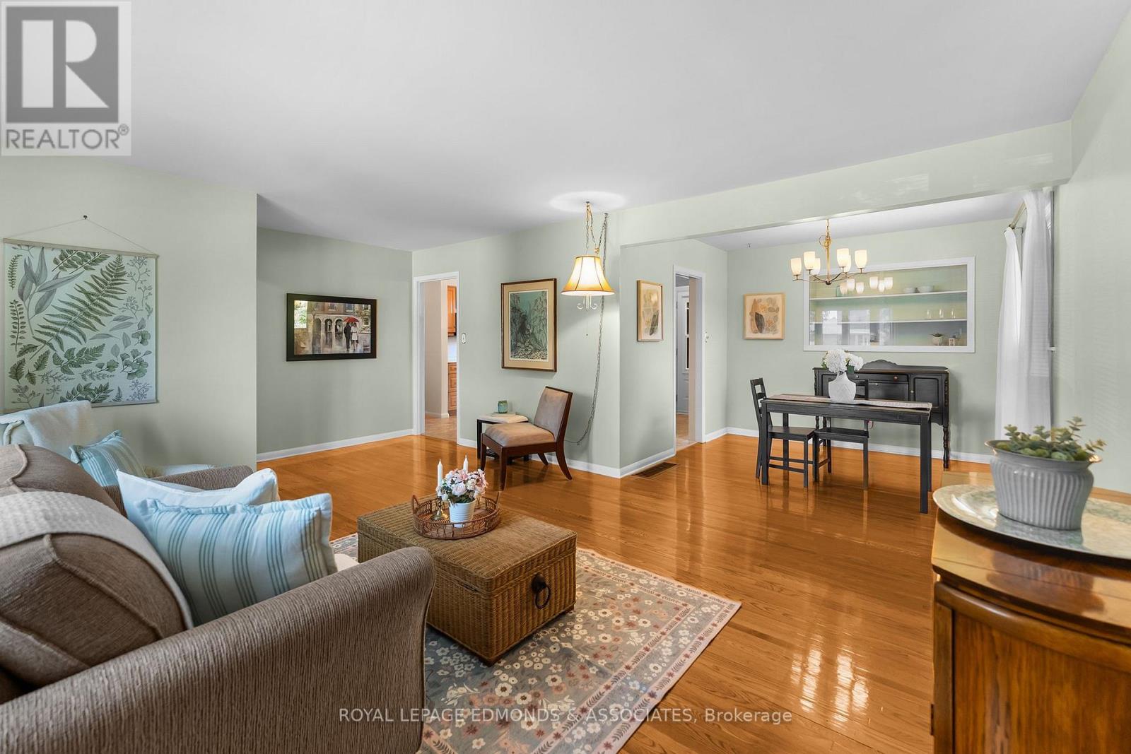 397 CHAMBERLAIN STREET - 9