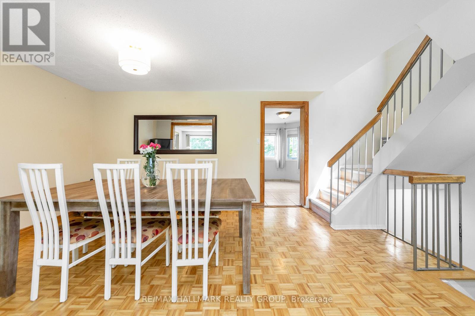 6931 DU BOIS AVENUE - 22
