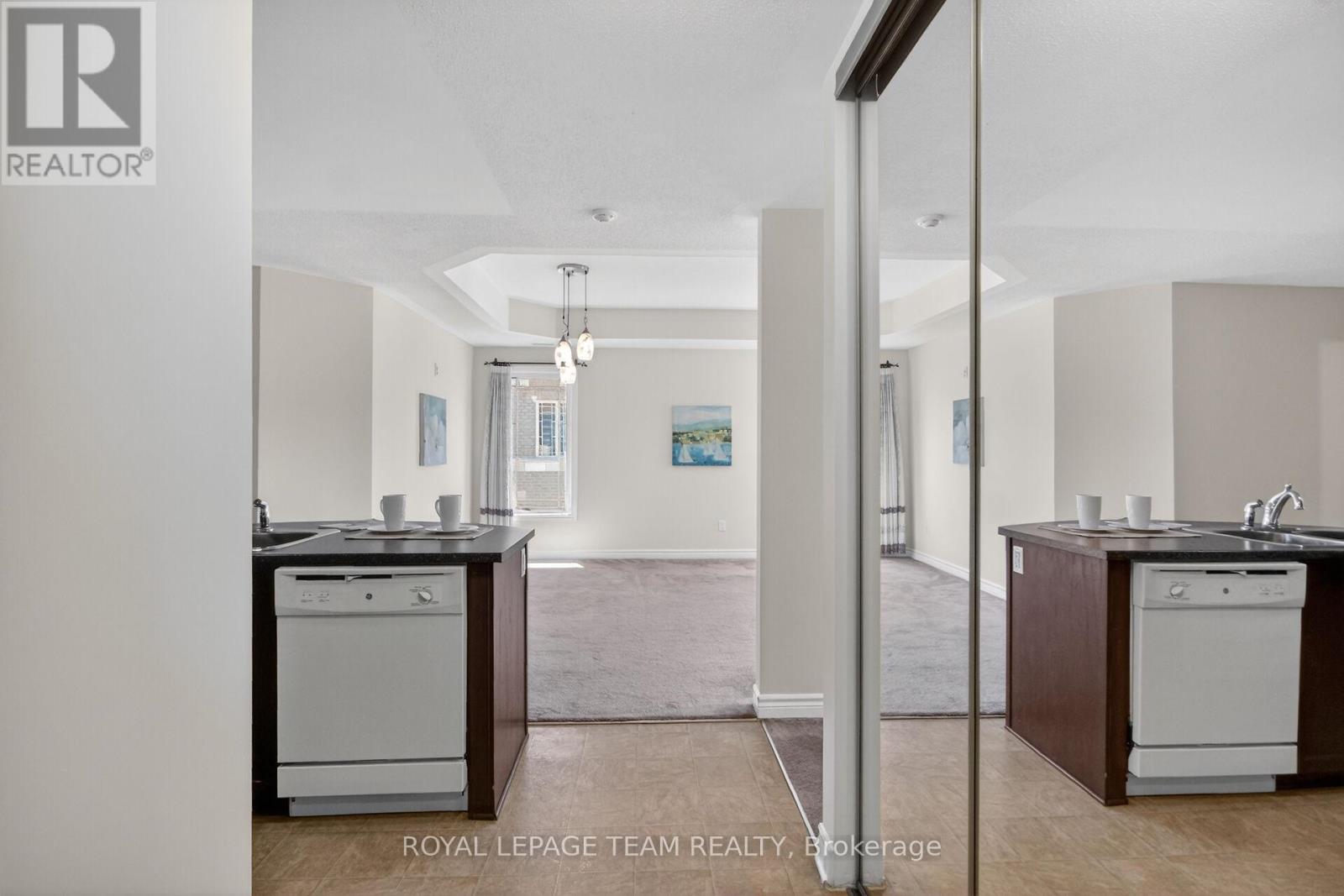 2 Bed, 2 Bath House for Sale in Ottawa – 7 – 176 PASEO PRIVATE, Ottawa – MLS# X13248672 - Image 12