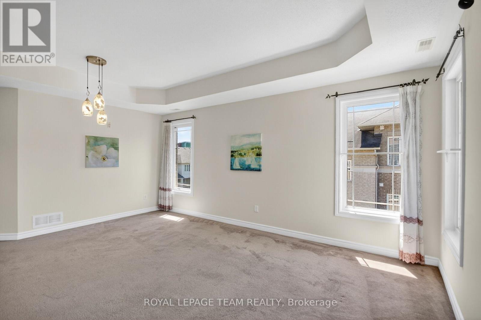 2 Bed, 2 Bath House for Sale in Ottawa – 7 – 176 PASEO PRIVATE, Ottawa – MLS# X13248672 - Image 16