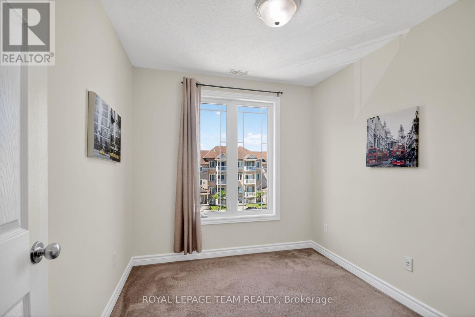 2 Bed, 2 Bath House for Sale in Ottawa – 7 – 176 PASEO PRIVATE, Ottawa – MLS# X13248672 - Image 32