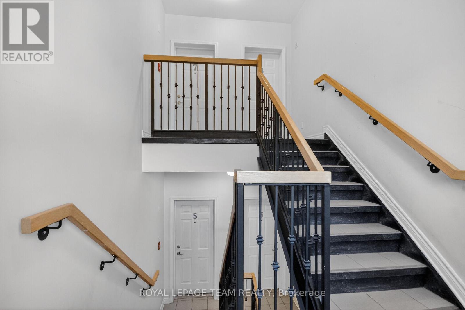 2 Bed, 2 Bath House for Sale in Ottawa – 7 – 176 PASEO PRIVATE, Ottawa – MLS# X13248672 - Image 9