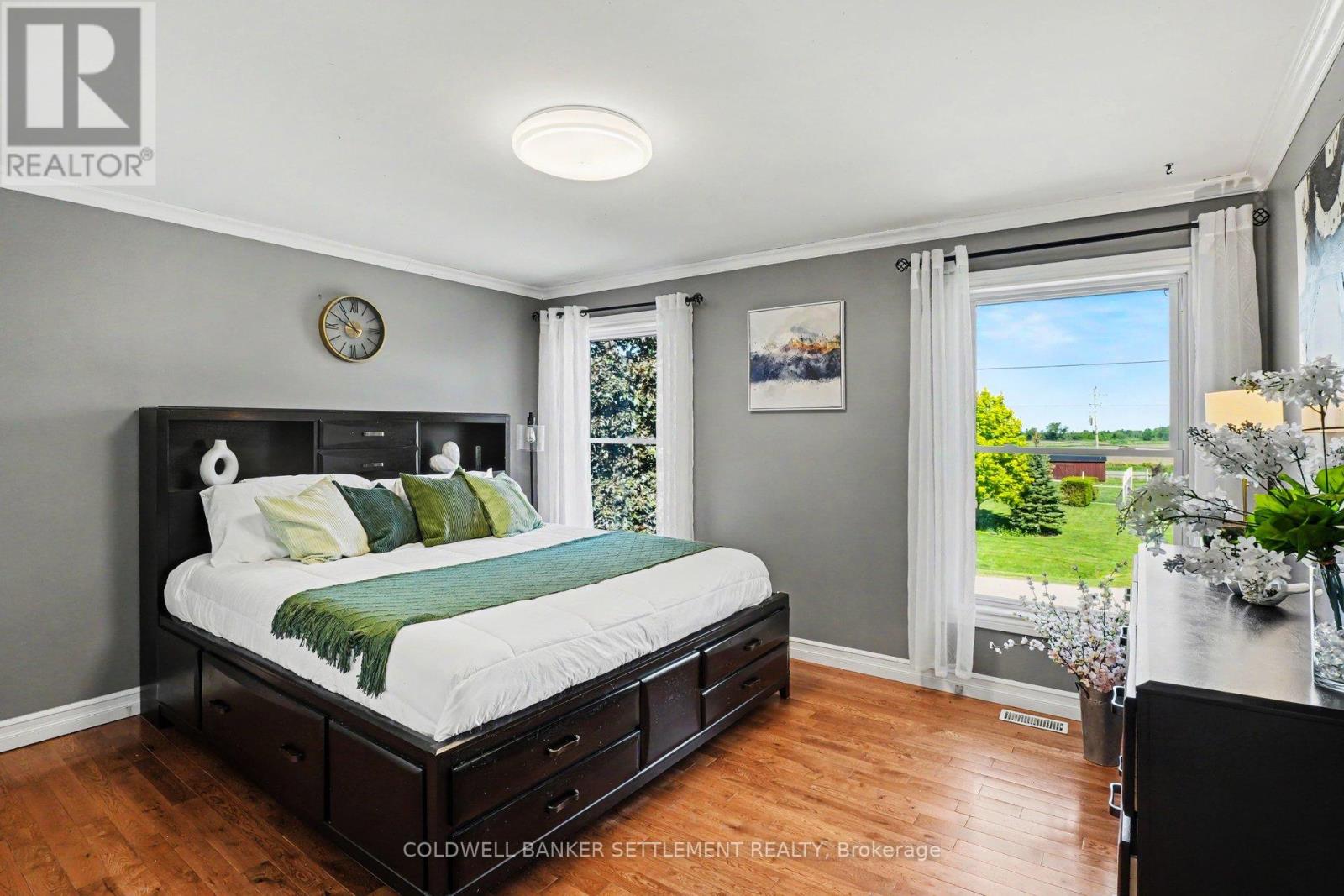 12 CORNELL CRESCENT - 18