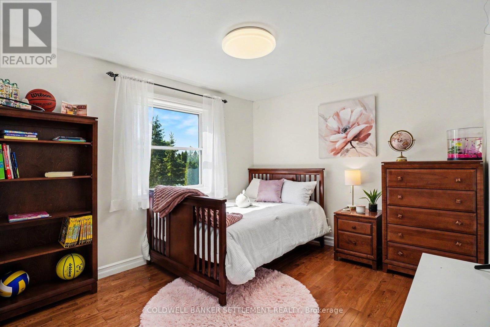12 CORNELL CRESCENT - 20