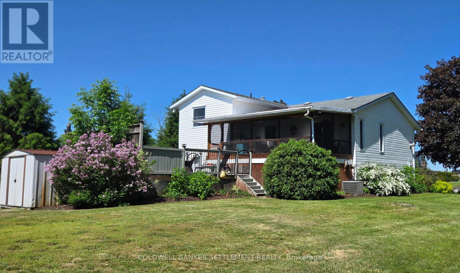 12 CORNELL CRESCENT - 35