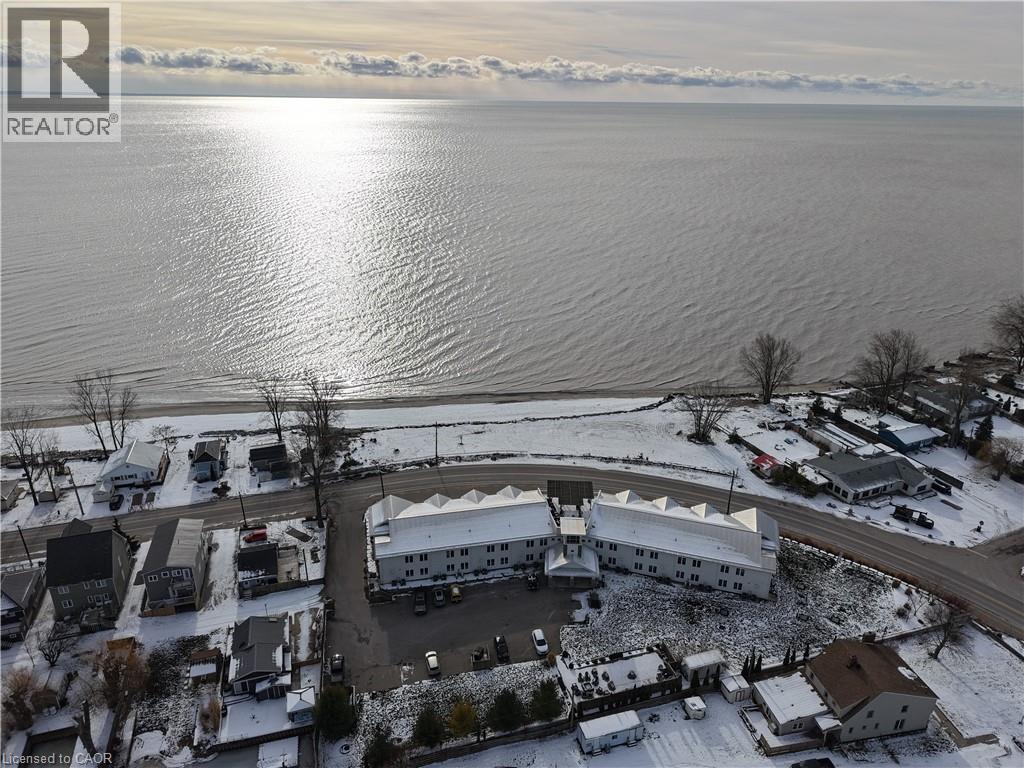 #208 12 ERIE Boulevard - 17