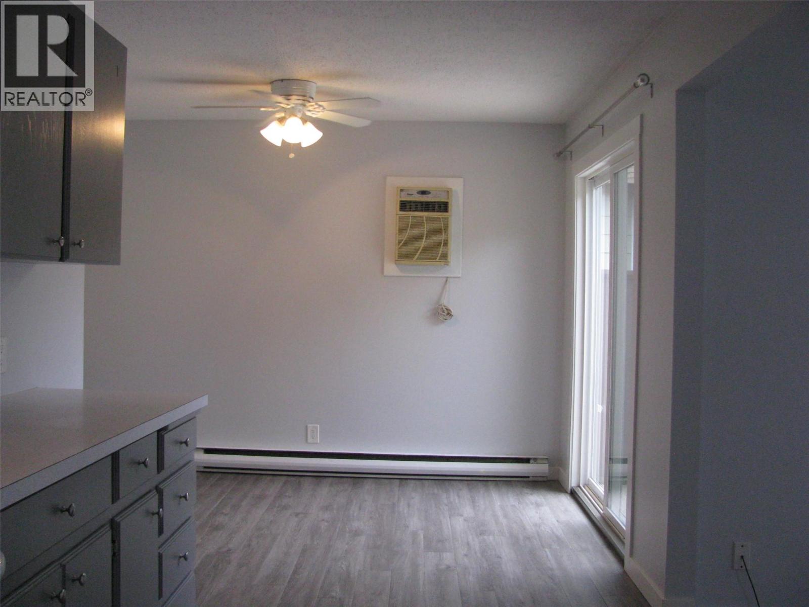 11018 VICTORIA Road S - 5