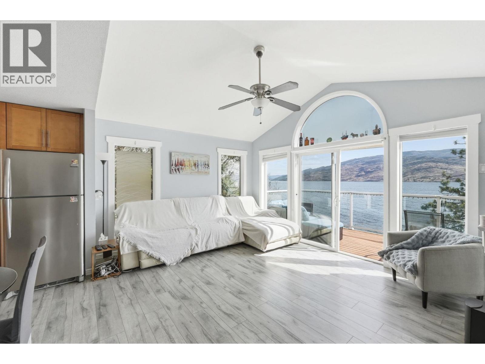 6251 Renfrew Road - 8