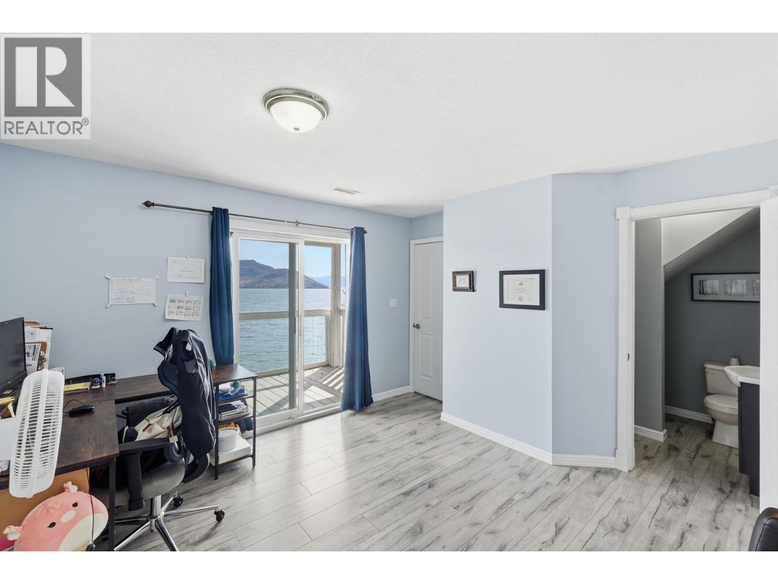 6251 Renfrew Road - 18
