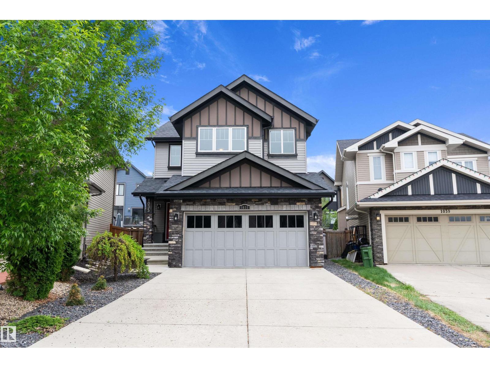 1035 158 ST SW - 2