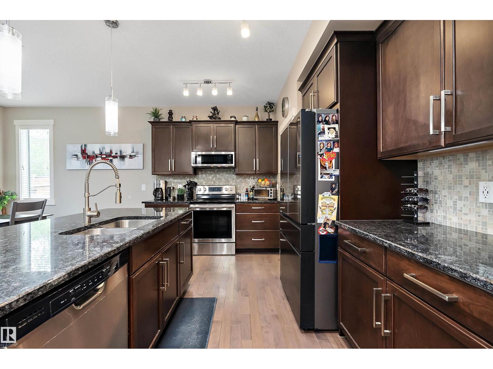 1035 158 ST SW - 20