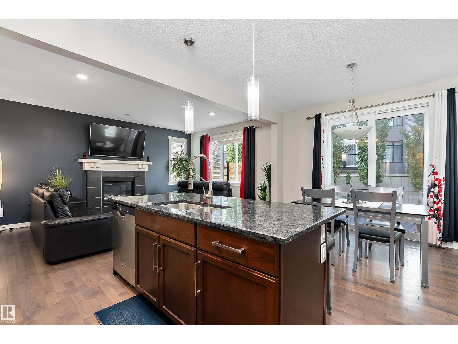 1035 158 ST SW - 21