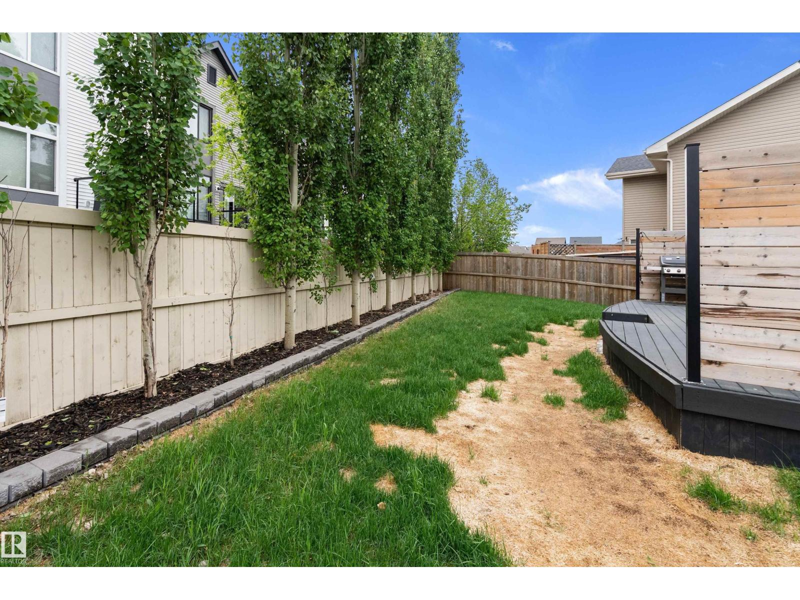 1035 158 ST SW - 47