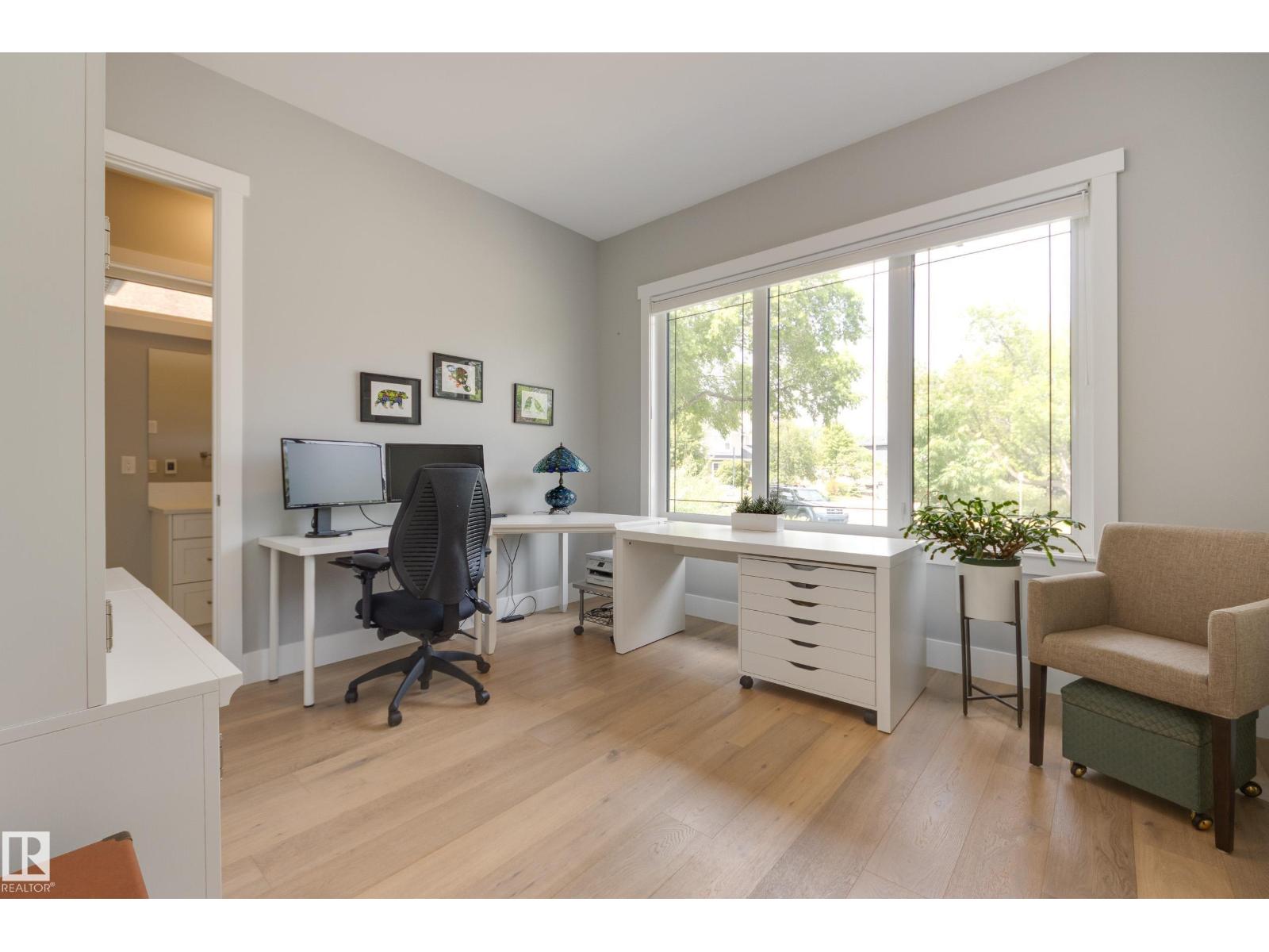 9307 147 ST NW - 33