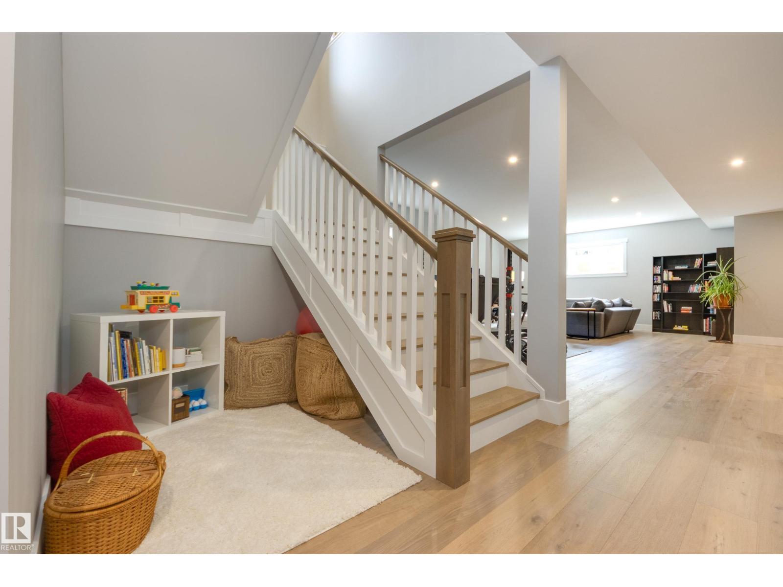 9307 147 ST NW - 36