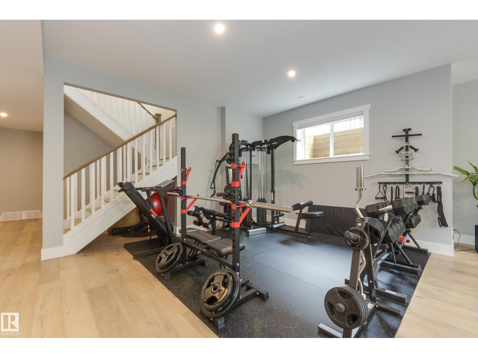 9307 147 ST NW - 37