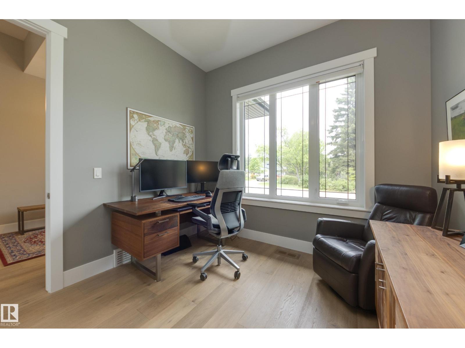 9307 147 ST NW - 4
