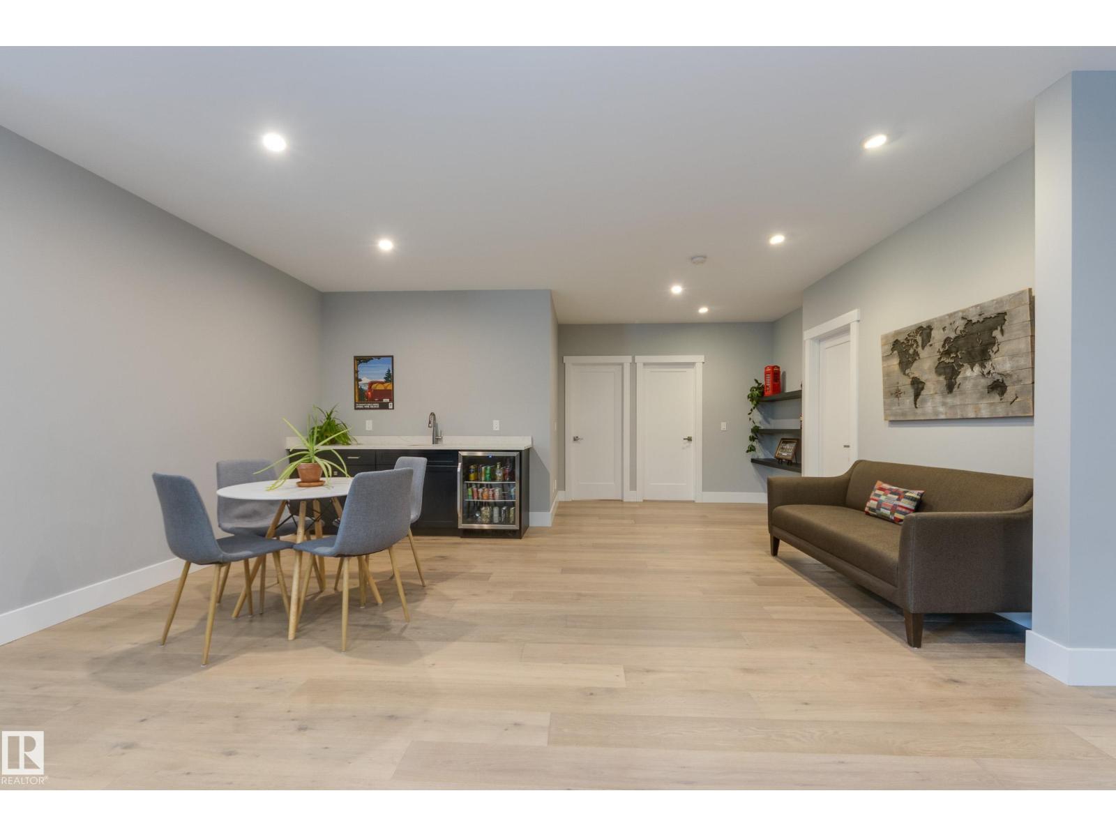 9307 147 ST NW - 41