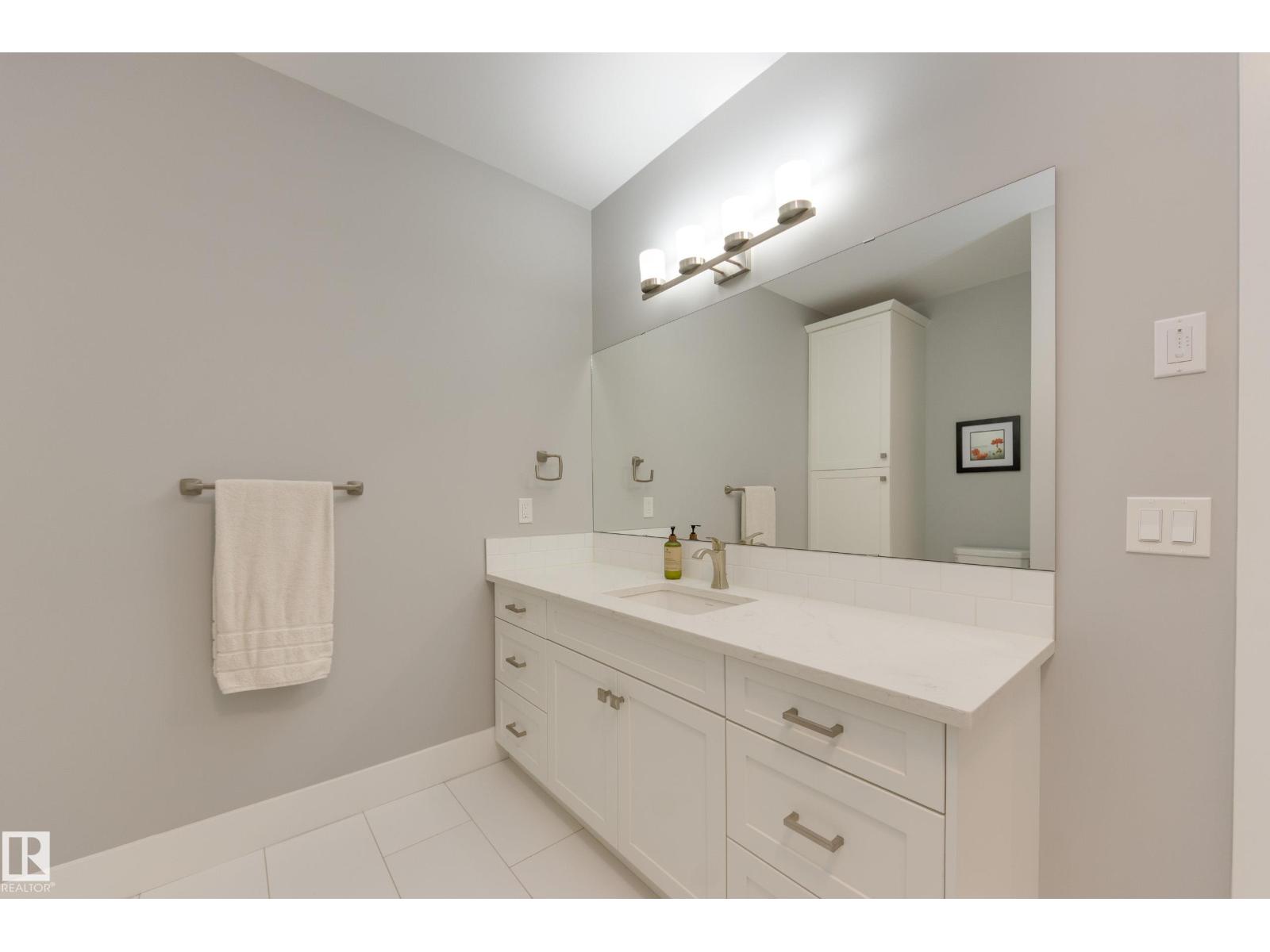 9307 147 ST NW - 49
