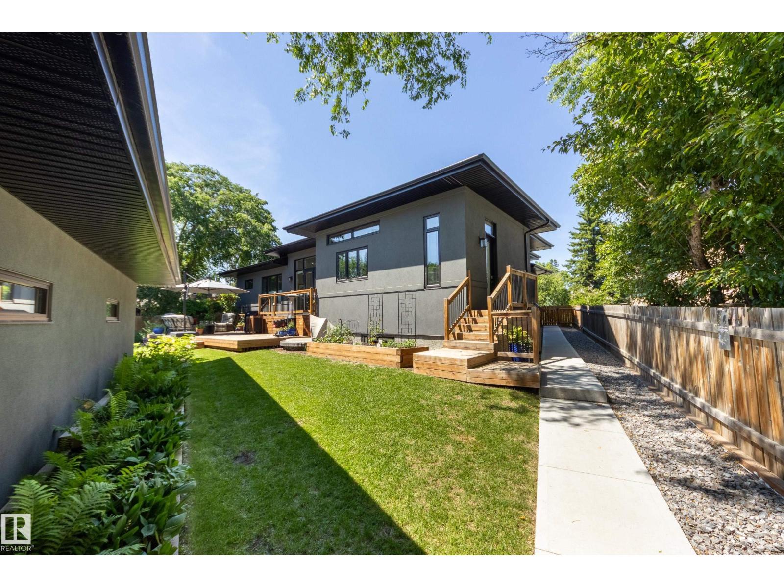 9307 147 ST NW - 60