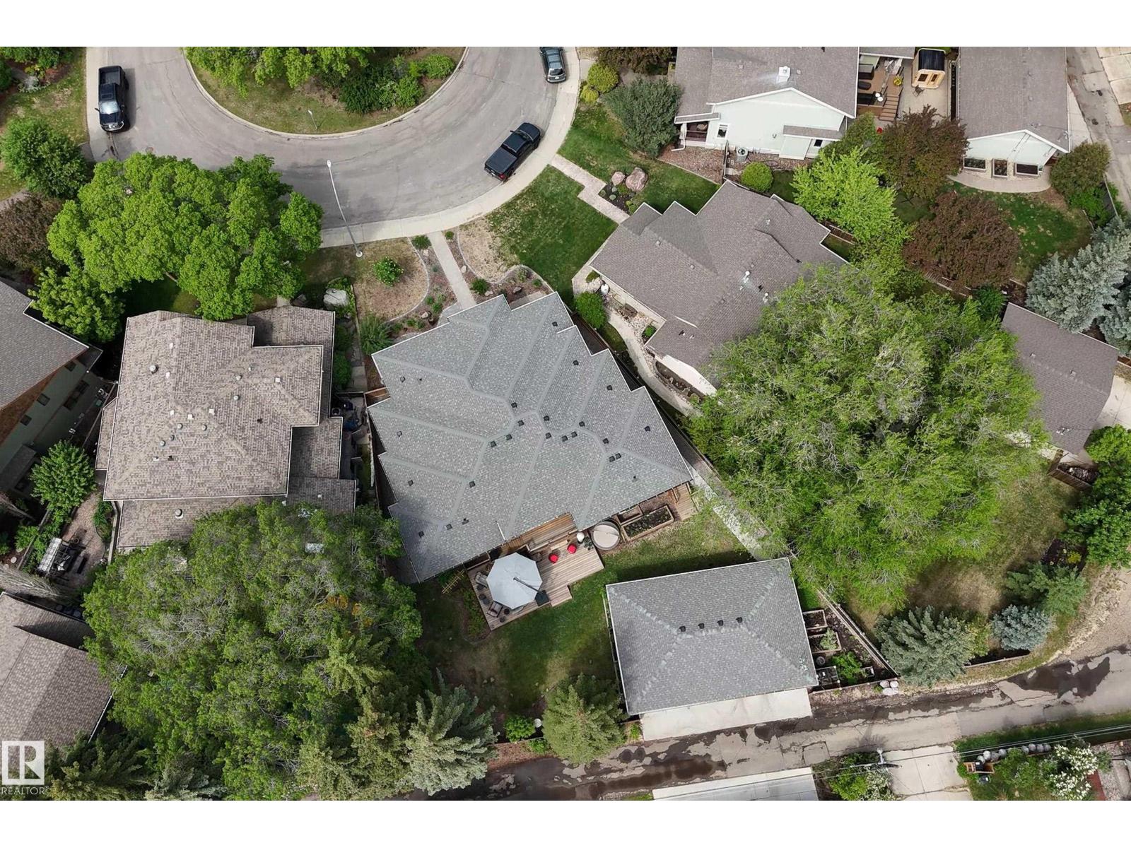 9307 147 ST NW - 62