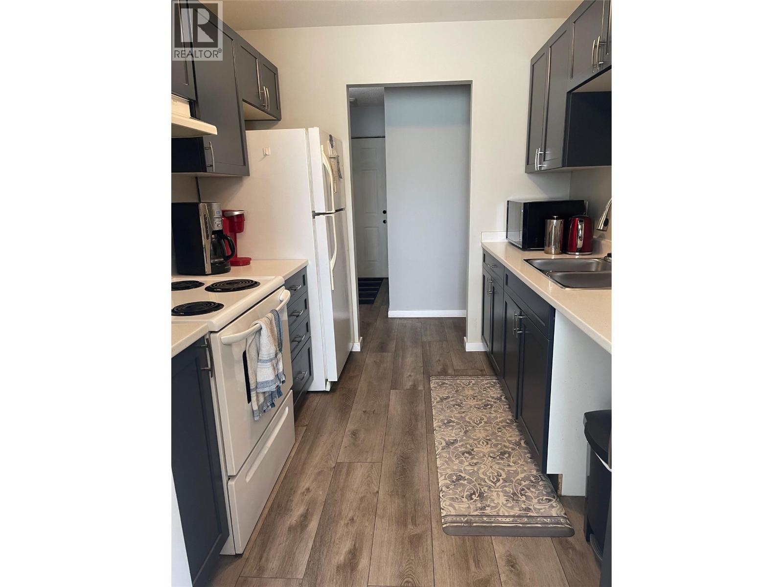 #113 320 NORTHGATE Street - 2