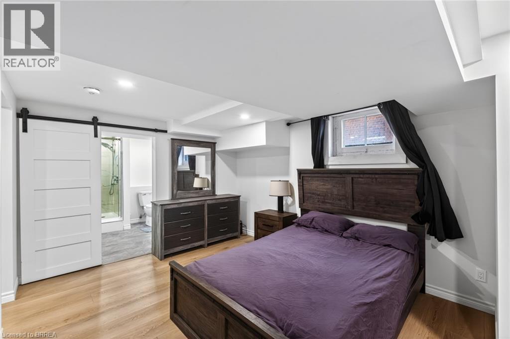 309 TERRACE HILL Street - 31