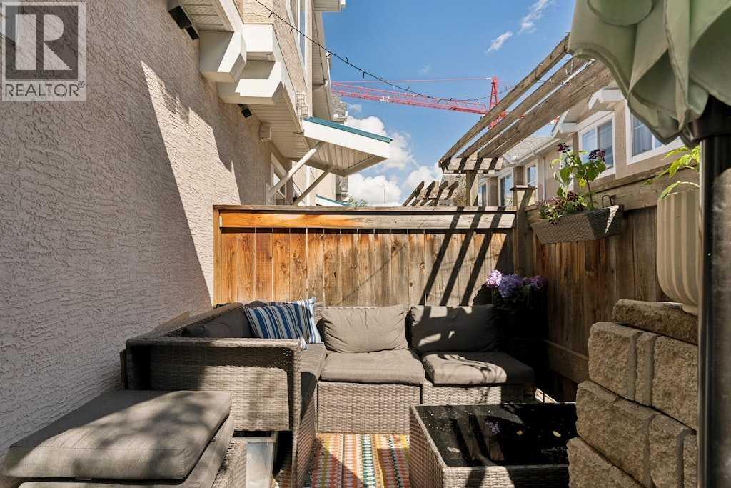 #12 2001 34 Avenue SW - 24