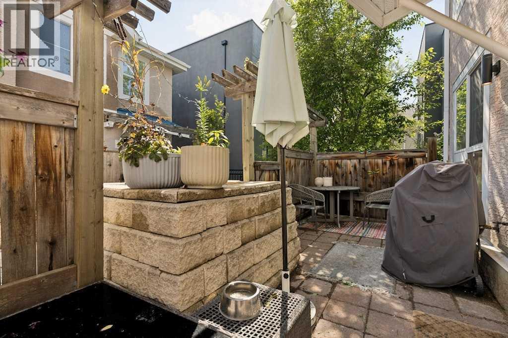 #12 2001 34 Avenue SW - 23