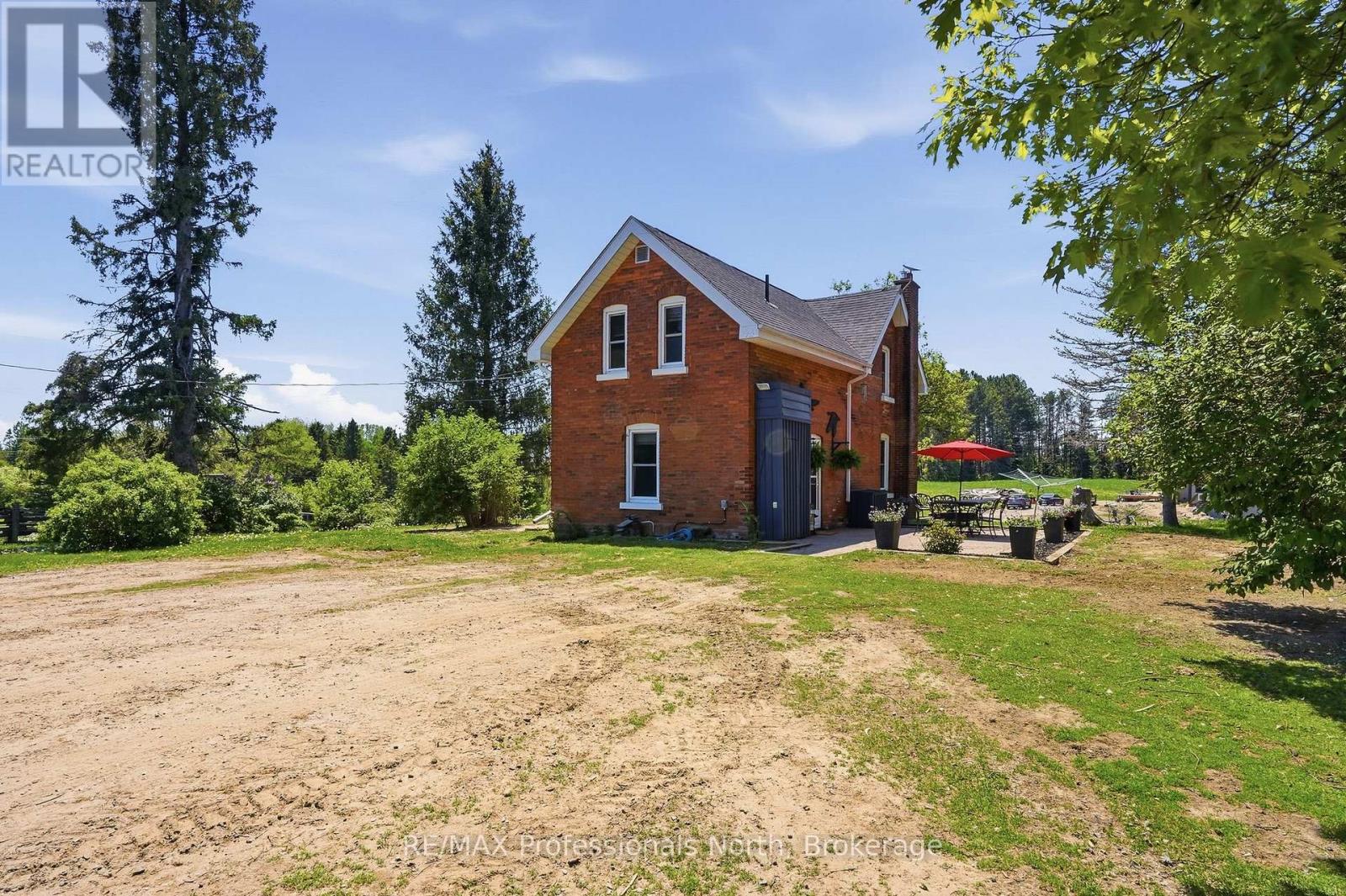 230 PICKEREL & JACK LAKE ROAD - 22