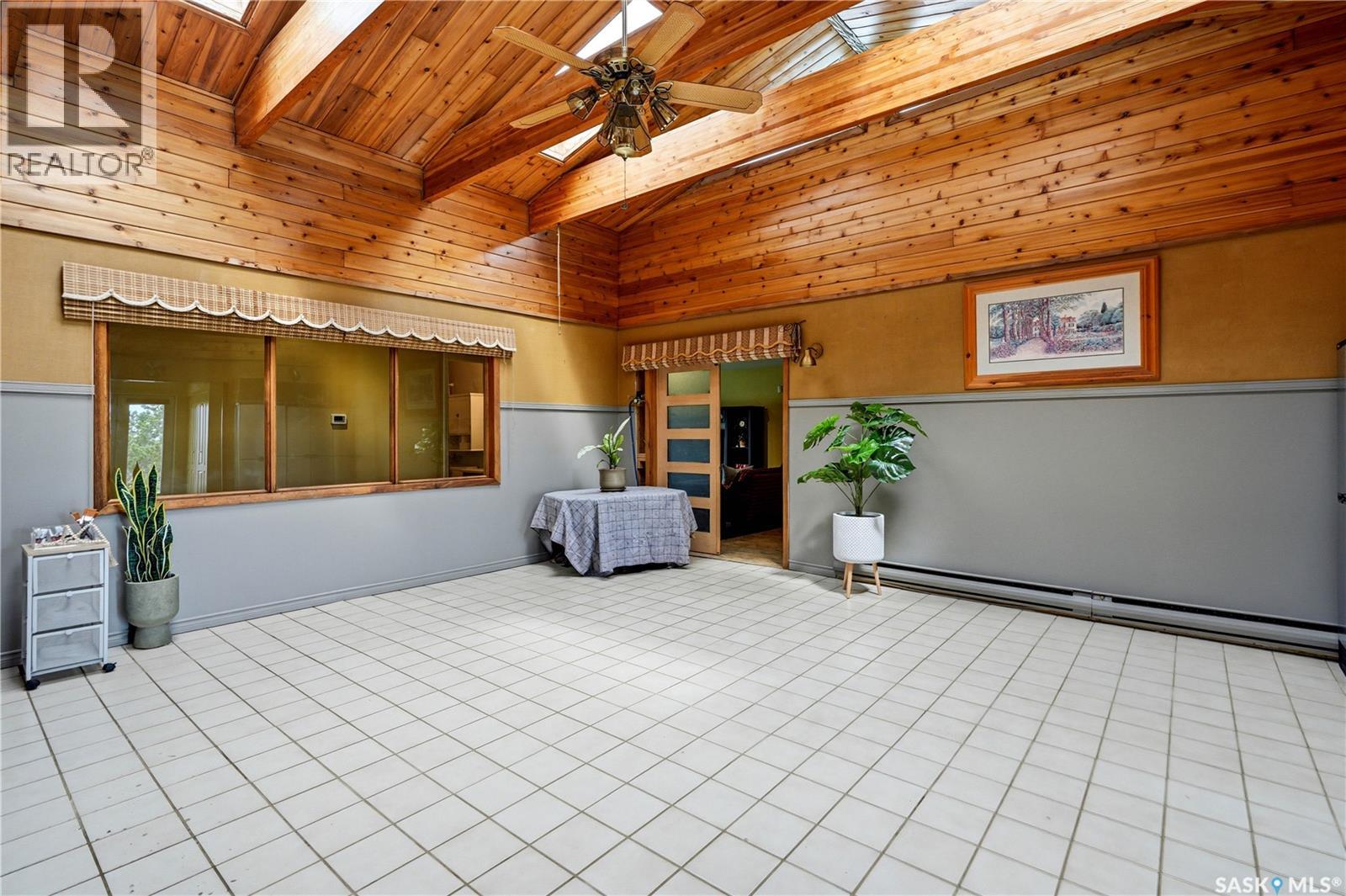 Sacher Acreage - 37